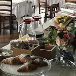 艾尔伯格德拉托雷酒店 酒店