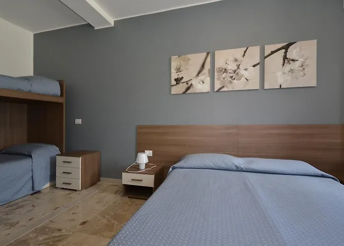 Della Torre Отель Черноббио