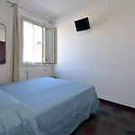 Della Torre *